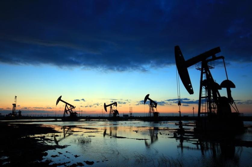 اسعار النفط تنهي الأسبوع على خسائر كبيرة – وكالة العهد نيوز
