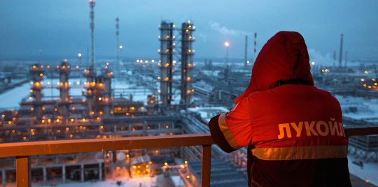 روسيا تحظر استيراد بعض المنتجات النفطية حتى 1 أكتوبر