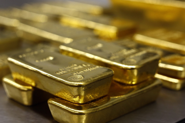 الذهب يتجه لثالث مكسب أسبوعي على التوالي مع زيادة إصابات كورونا