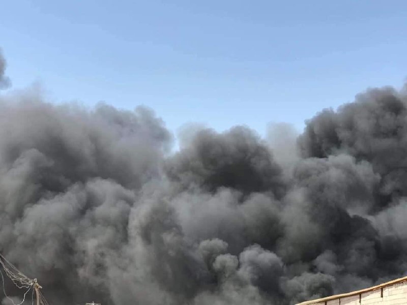 حريق كبير يلتهم سوق عجمان في الإمارات (صورة)