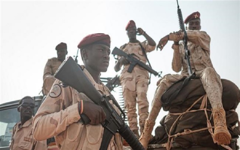 صحيفة بريطانية تكشف عن دخول مئات الجنود السودانيين الى السعودية لنشرهم في اليمن