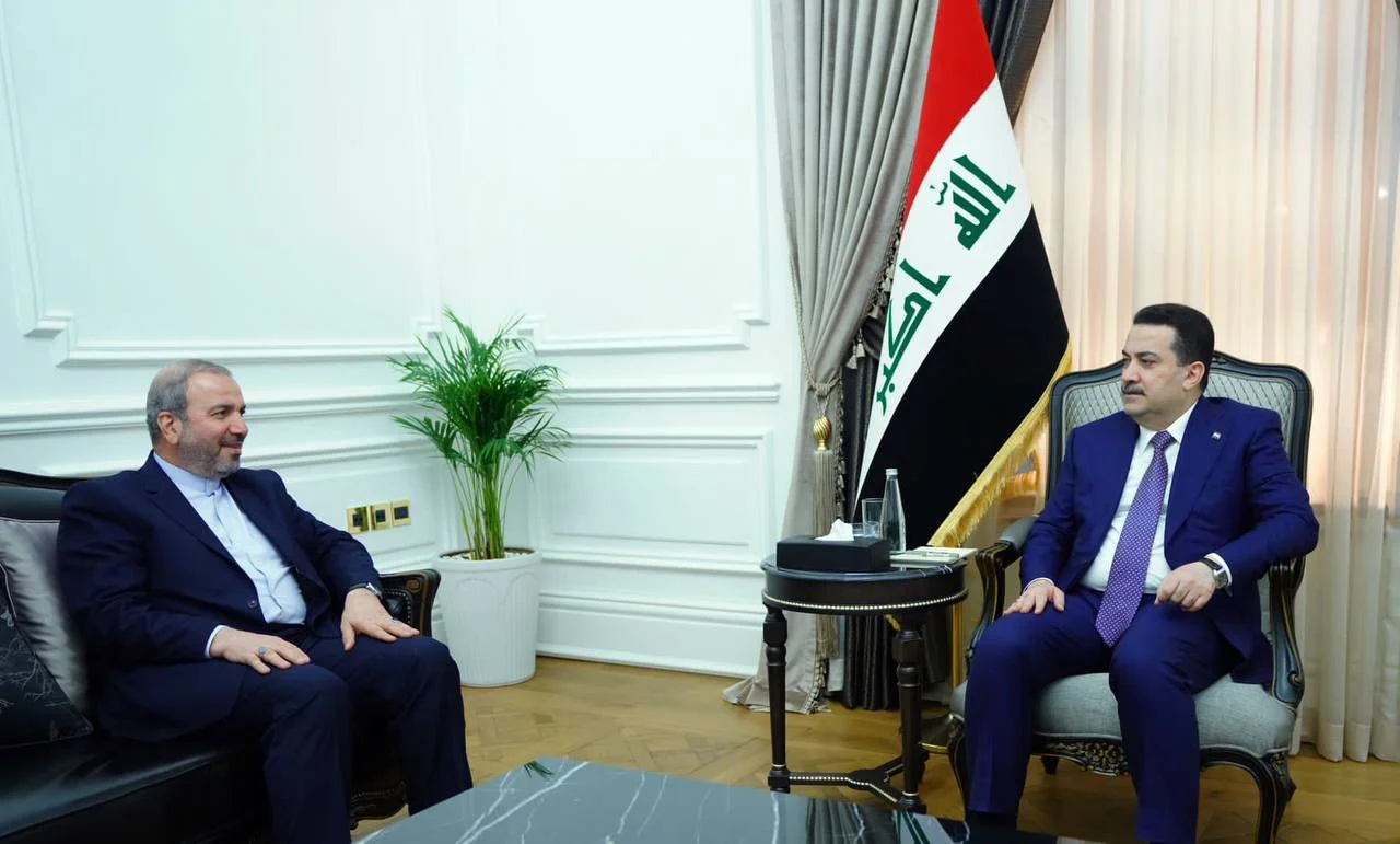 رئيس الوزراء يؤكد للسفير الإيراني موقف العراق المتوازن ومنهجه الداعم للغة الحوار