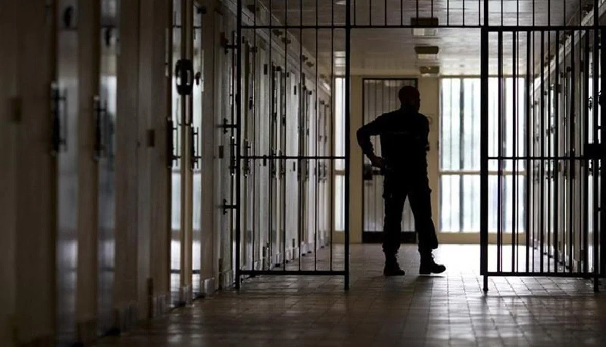 سجون العراق تسجل اكتظاظا بنسبة 300 %