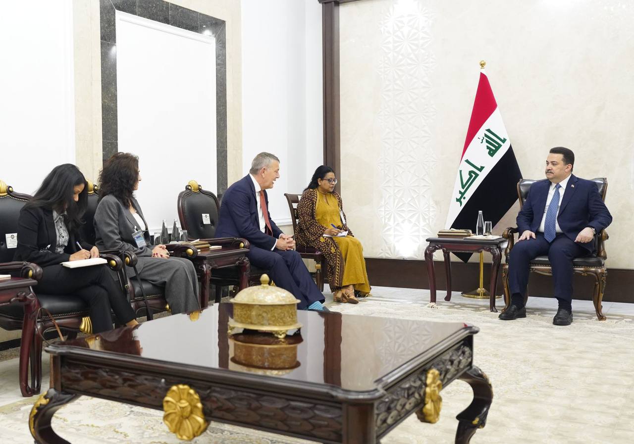 رئيس الوزراء يجدد دعم العراق لوكالة (الأونروا) للتخفيف عن معاناة الفلسطينيين